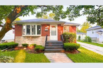 658 Mackinaw Avenue, Calumet City, IL 60409 - Photo 1