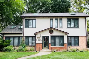 1715 S Greenwood Ave, Park Ridge, IL 60068 - Photo 1
