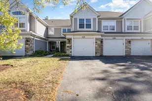 137 President Ct, Carol Stream, IL 60188 - Photo 1