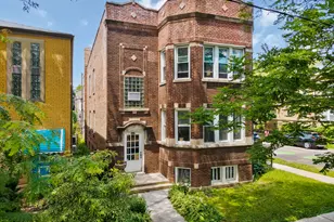 4946 N Mozart St, Chicago, IL 60625 - Photo 1