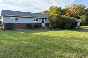 9589 Hennepin Florid Rd, Hennepin, IL 61327 - Photo 1