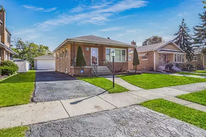 10207 S Keeler Avenue, Oak Lawn, IL 60453 - Photo 1