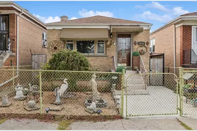 7535 W 63 Place, Summit, IL 60501 - Photo 1