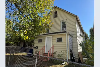 631 8th Street, Waukegan, IL 60085 - Photo 1