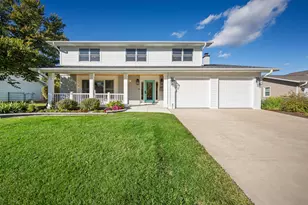 742 Ridgeview St, Downers Grove, IL 60516 - Photo 1