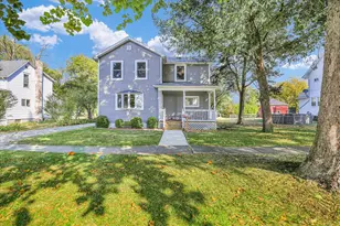 641 E Center St, Paxton, IL 60957 - Photo 1