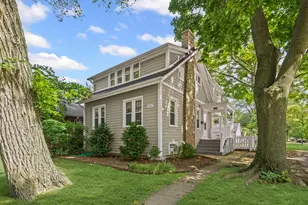 2101 Pioneer Rd, Evanston, IL 60201 - Photo 1