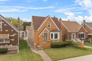 10928 S Ave G Ave, Chicago, IL 60617 - Photo 1