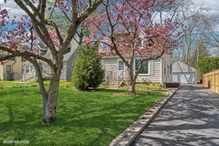 1552 McCraren Rd, Highland Park, IL 60035 - Photo 1