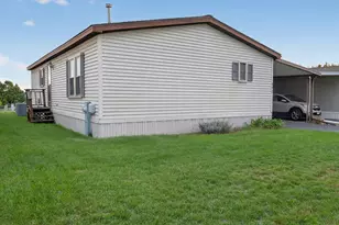 602 Hillcrest Ln, Crystal Lake, IL 60014 - Photo 1