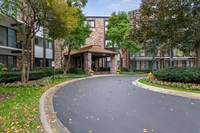 1400 N Yarmouth Place #113, Mount Prospect, IL 60056 - Photo 1