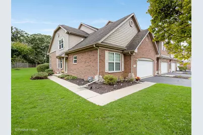 10S439 Carrington Circle, Burr Ridge, IL 60527 - Photo 1