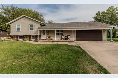 2013 Pine Avenue, Mendota, IL 61342 - Photo 1