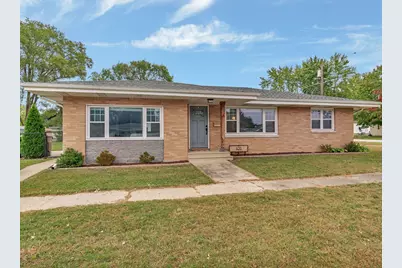 105 N Kankakee Street, Coal City, IL 60416 - Photo 1