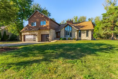 120 Pratt Boulevard, Roselle, IL 60172 - Photo 1