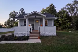 2808 Kashmiri Ave, McHenry, IL 60050 - Photo 1