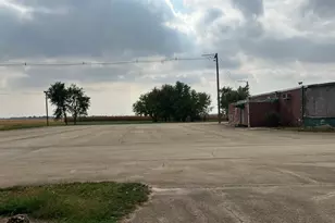 2864 W State Route 17, Kankakee, IL 60901 - Photo 1