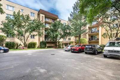 6430 W Belle Plaine Avenue #307, Chicago, IL 60634 - Photo 1