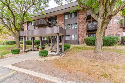 1504 Woodbridge Road #2E, Joliet, IL 60436 - Photo 1