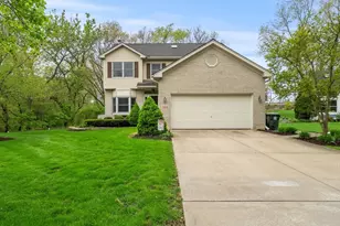 304 Manchester Ave, Batavia, IL 60510 - Photo 1