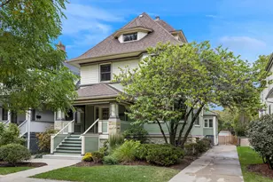 1030 Superior St, Oak Park, IL 60302 - Photo 1