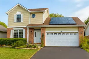 885 Chelsea Ct, Aurora, IL 60504 - Photo 1