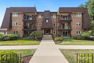 18137 Martin Ave, Homewood, IL 60430 - Photo 1