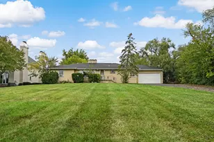 219 79th St, Burr Ridge, IL 60527 - Photo 1