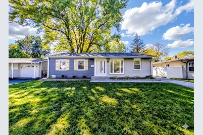 1005 Valley Stream Drive, Wheeling, IL 60090 - Photo 1