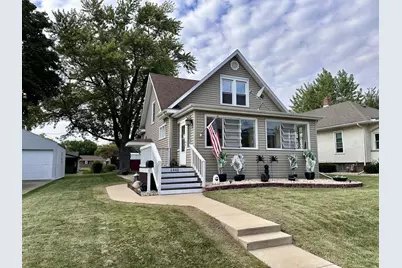 1445 Linden Avenue, Lasalle, IL 61301 - Photo 1