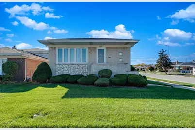 1225 Memorial Drive, Calumet City, IL 60409 - Photo 1