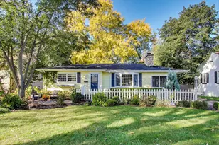 924 Lyford Ln, Wheaton, IL 60189 - Photo 1