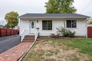 2246 Ottawa Rd, Waukegan, IL 60087 - Photo 1