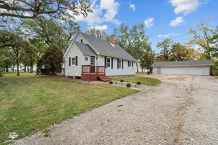 915 W Gardner Rd, Mazon, IL 60444 - Photo 1