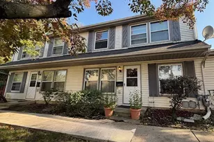 1795 Marquette Ln, Hoffman Estates, IL 60169 - Photo 1
