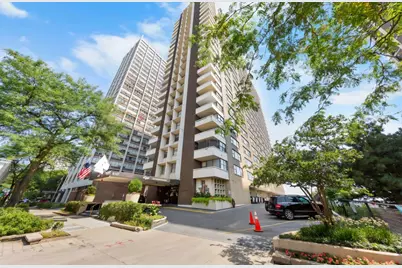 6157 N Sheridan Road #25A, Chicago, IL 60660 - Photo 1
