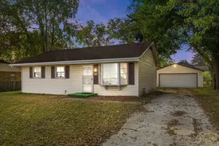 384 N Sunset Dr, Sun River Terrace, IL 60964 - Photo 1