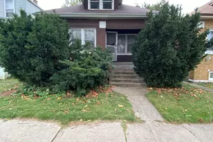 2632 N Marmora Ave, Chicago, IL 60639 - Photo 1