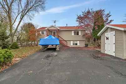 225 Fossil Cove Lane, Wilmington, IL 60481 - Photo 1