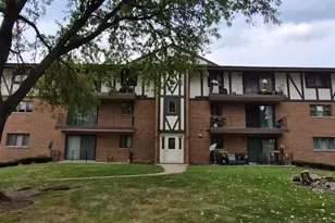 10845 S 84th Ave, Palos Hills, IL 60465 - Photo 1