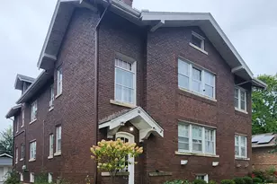 415 W Ridgeland Ave, Waukegan, IL 60085 - Photo 1