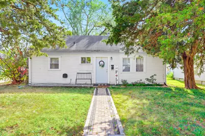 2804 Gladstone Avenue, Rockford, IL 61101 - Photo 1