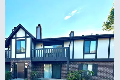 221 Uteg Street #G, Crystal Lake, IL 60014 - Photo 1