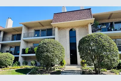 9004 Del Prado Drive #2N, Palos Hills, IL 60465 - Photo 1