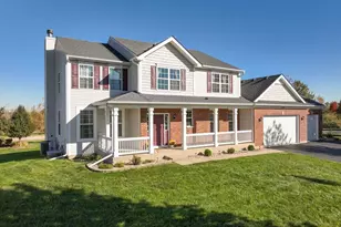 1284 Olive Ln, Hampshire, IL 60140 - Photo 1