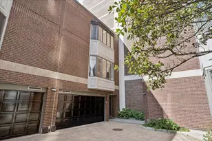 1740 N Clark St, Chicago, IL 60614 - Photo 1