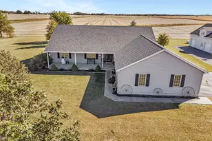 2624 E 21st Rd, Marseilles, IL 61341 - Photo 1