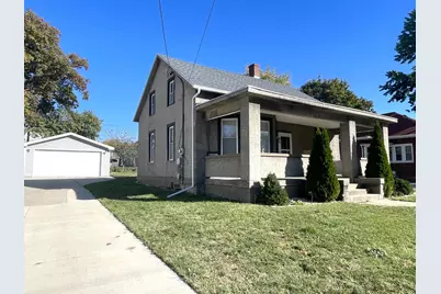 2215 3rd Street, Peru, IL 61354 - Photo 1
