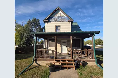 623 E Clay Street, Clifton, IL 61727 - Photo 1