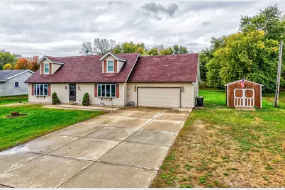 340 N Walker Street, Braidwood, IL 60408 - Photo 1